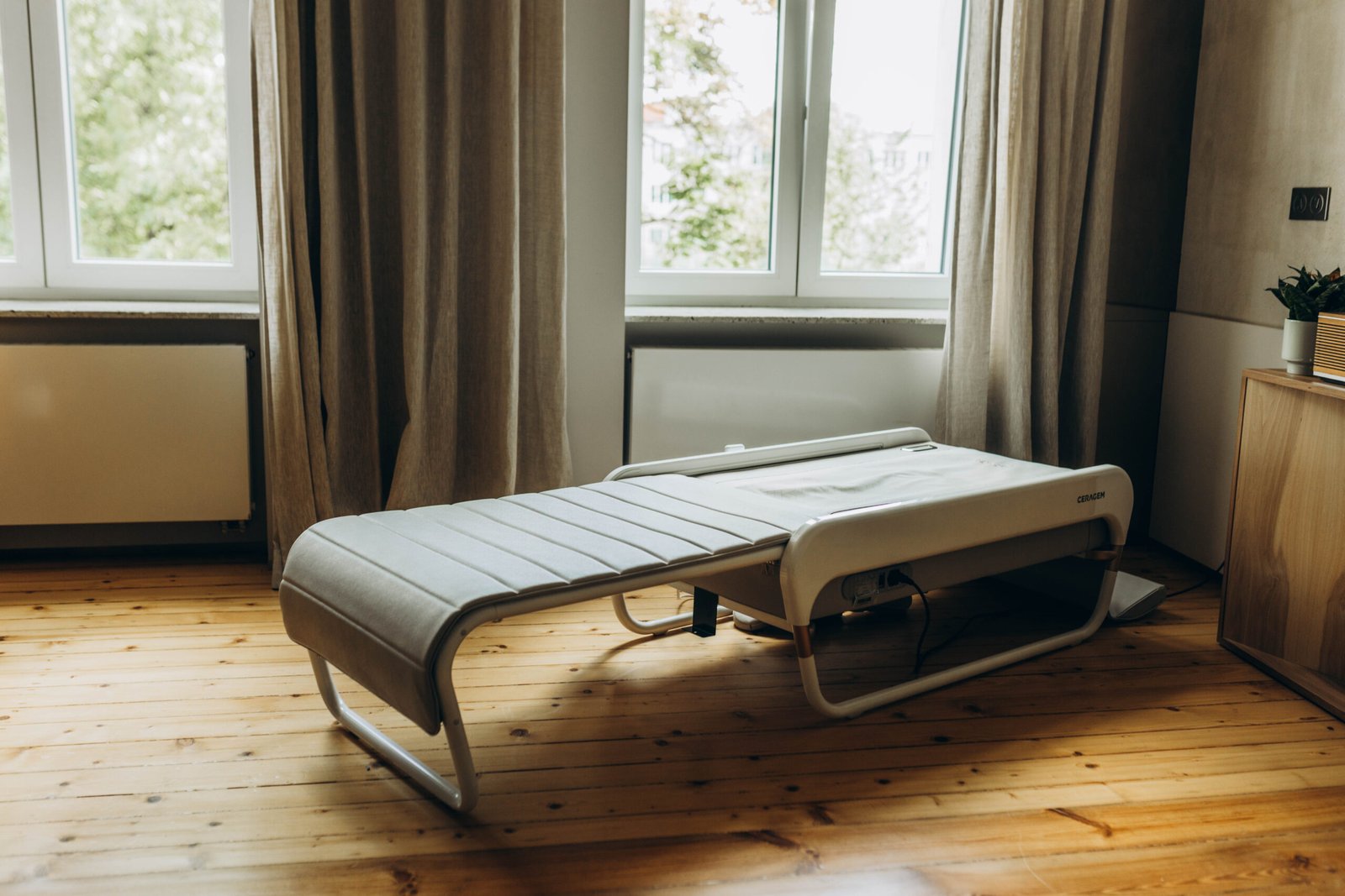 Thera Plus (‎CGM MB-1901)